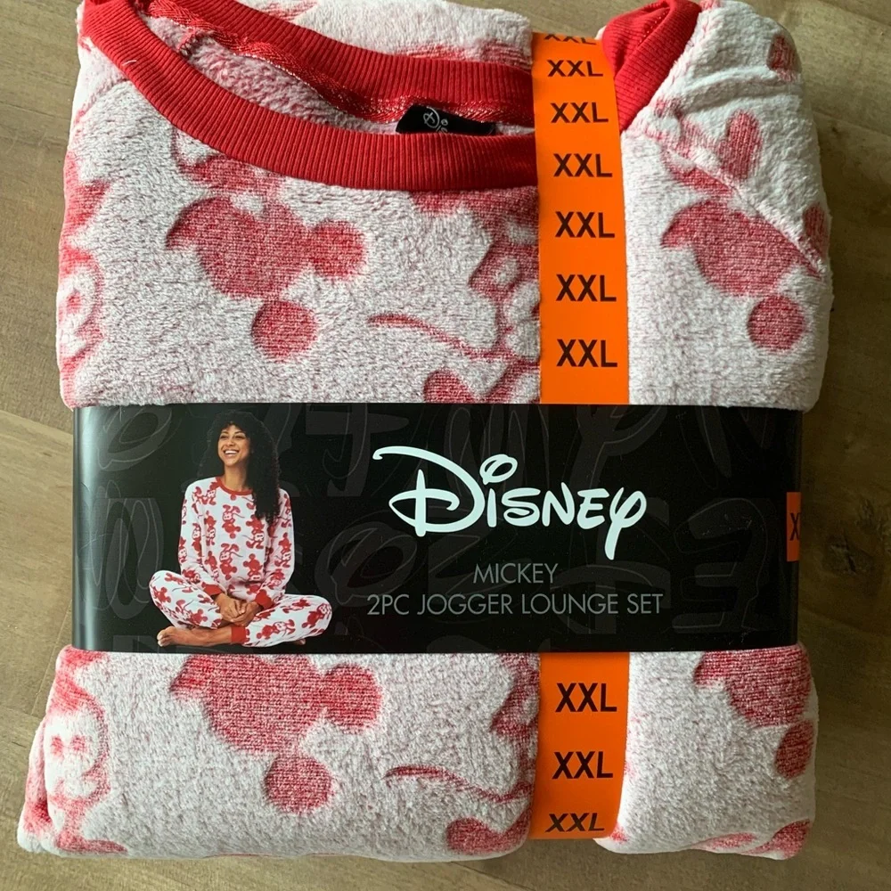 Cozy Fleece Mickey Mouse Pajama Set